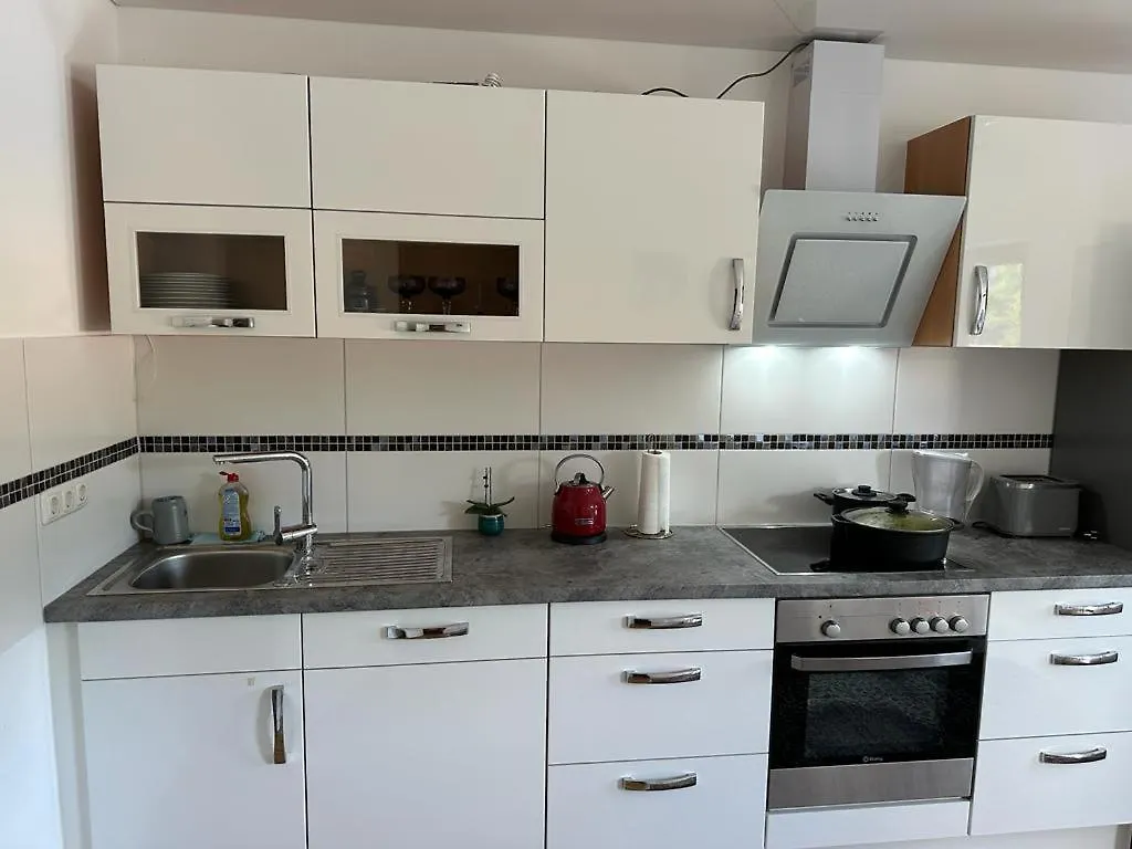Lichtdurchflutete 90 M2 Drei Zimmer Duplexwohnung In Altperlach München