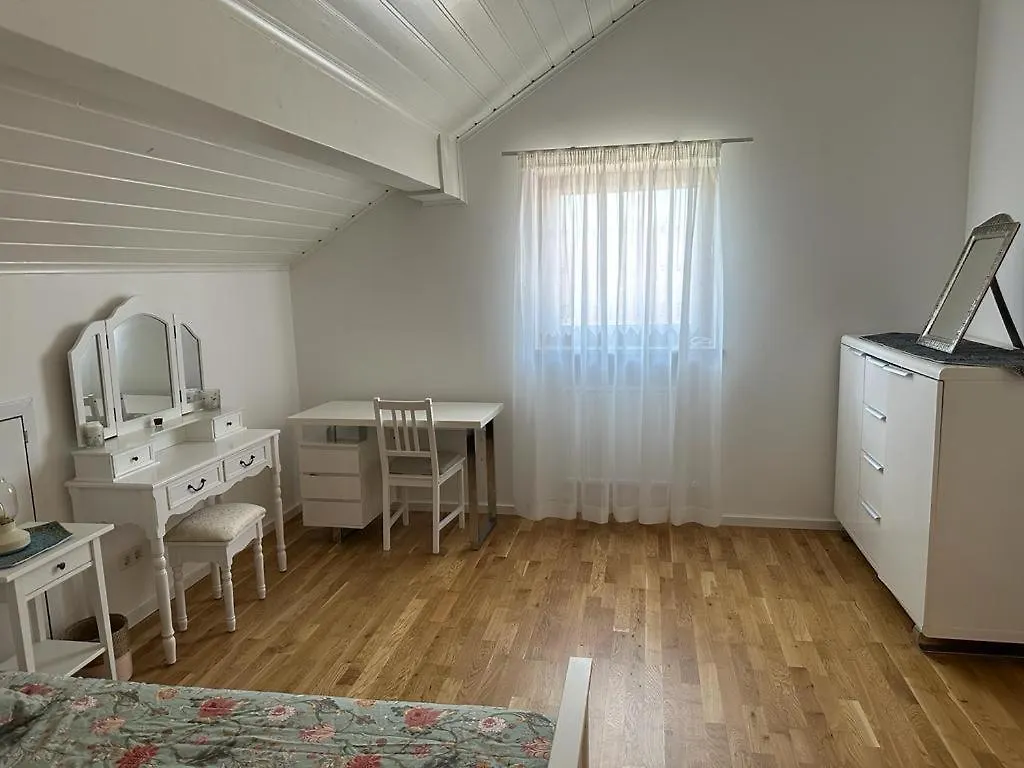 公寓 Lichtdurchflutete 90 M2 Drei Zimmer Duplexwohnung In Altperlach 慕尼黑 德国