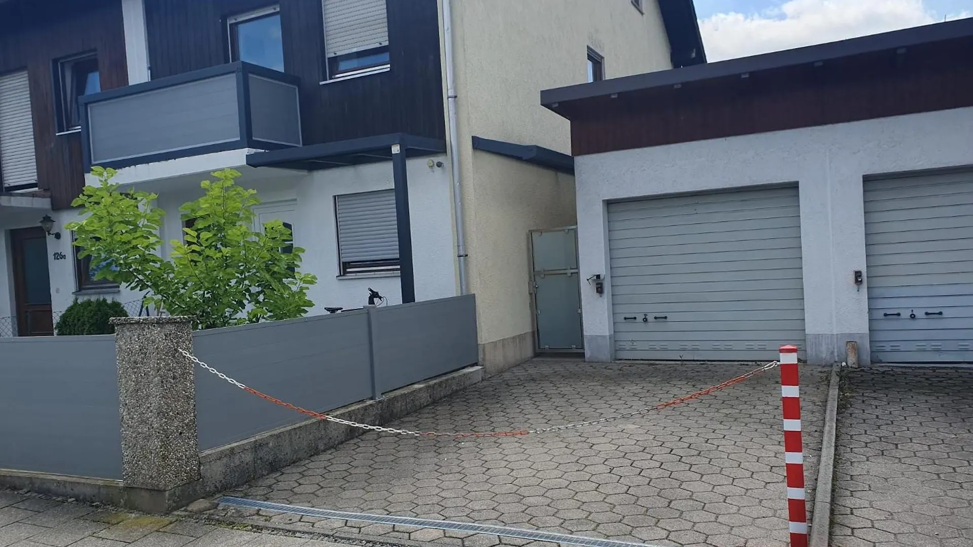 Lichtdurchflutete 90 M2 Drei Zimmer Duplexwohnung In Altperlach location